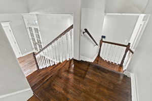  Photo 31