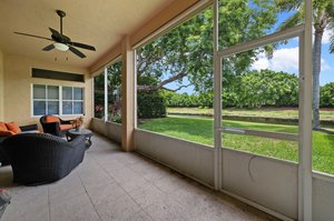 Screened-in Porch