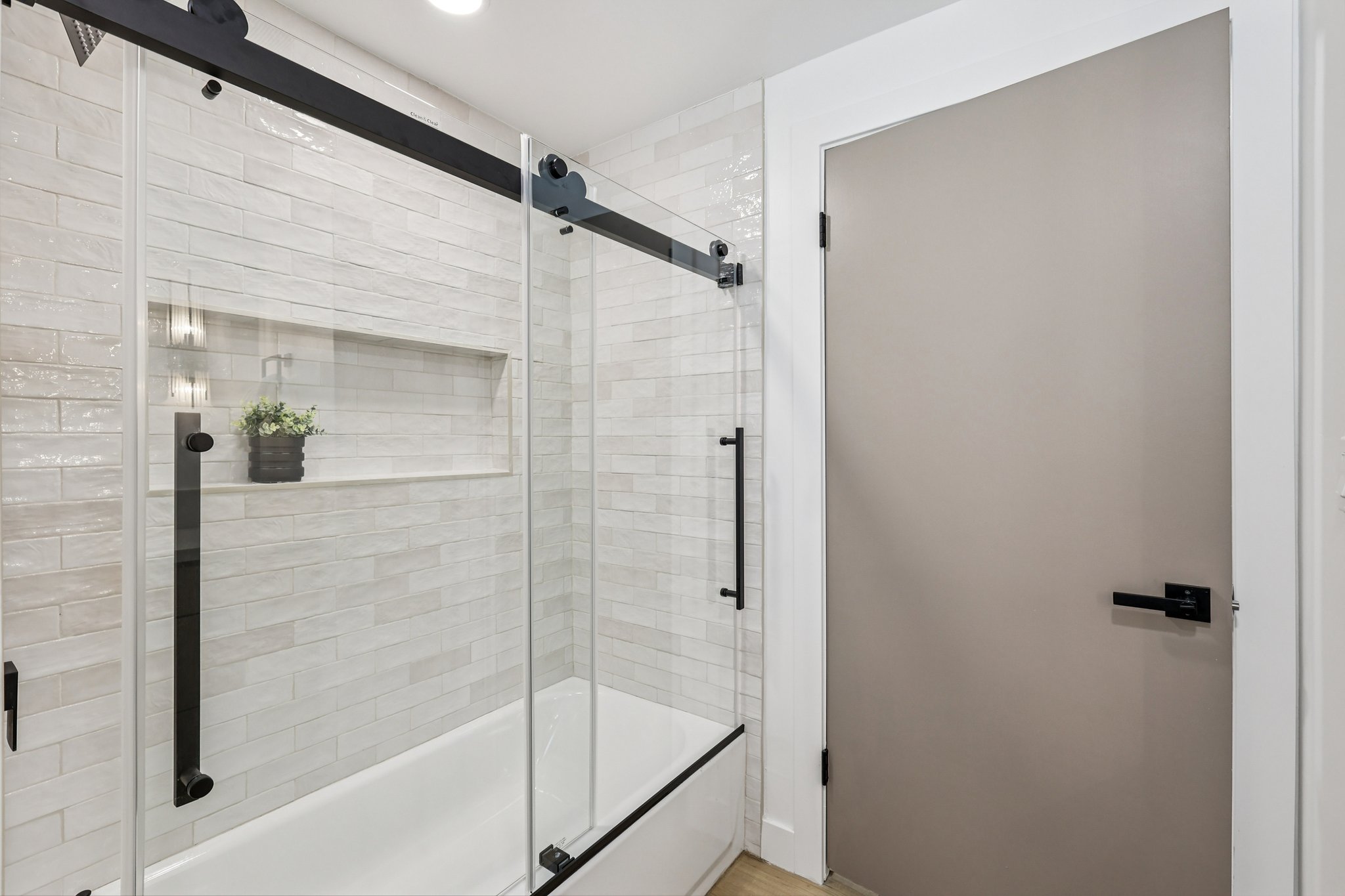 Acena Dr-S0303-033.jpg