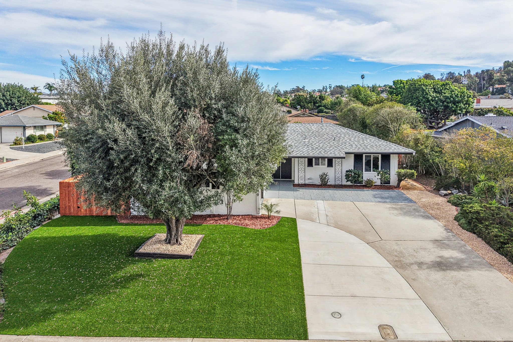 Acena Dr-S0303-047.jpg