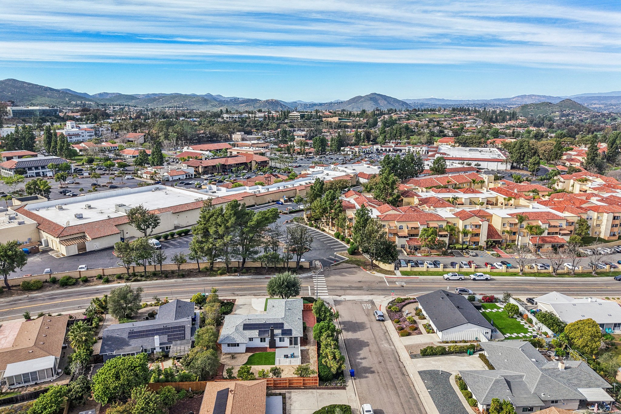 Acena Dr-S0303-050.jpg