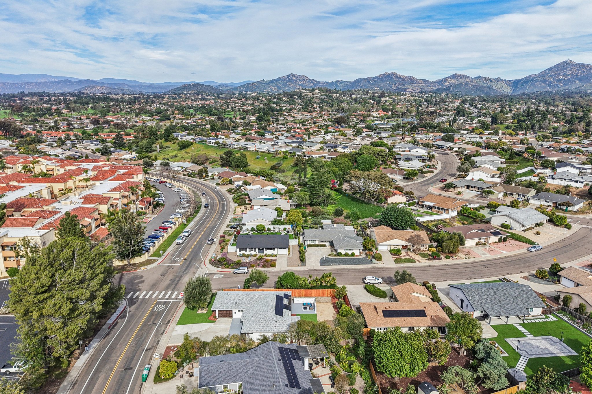 Acena Dr-S0303-055.jpg