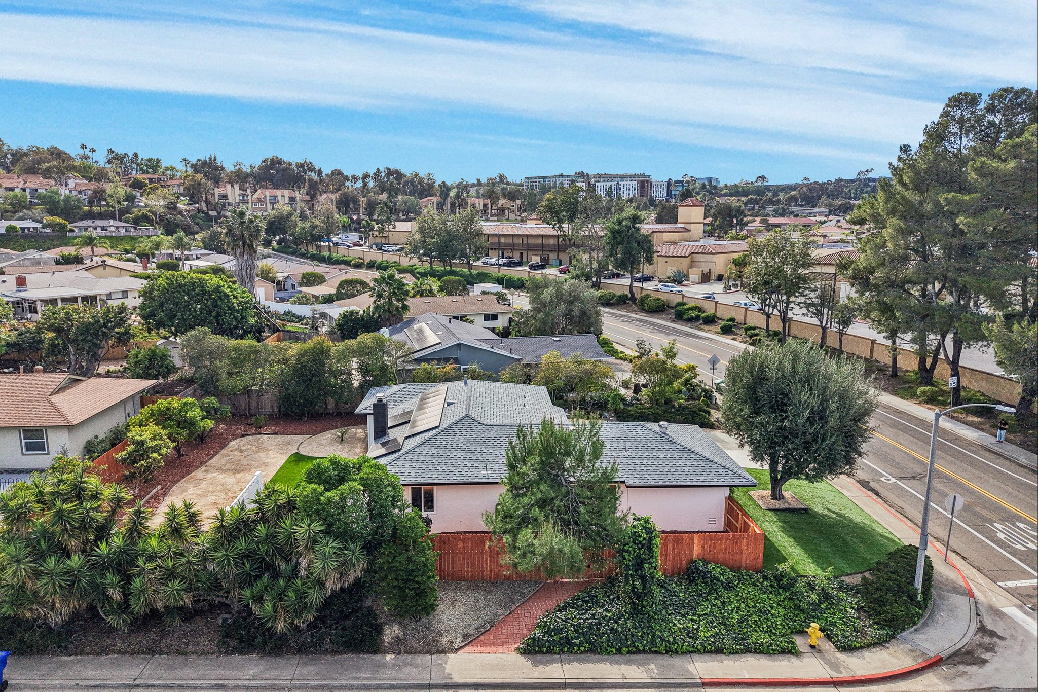 Acena Dr-S0303-056.jpg