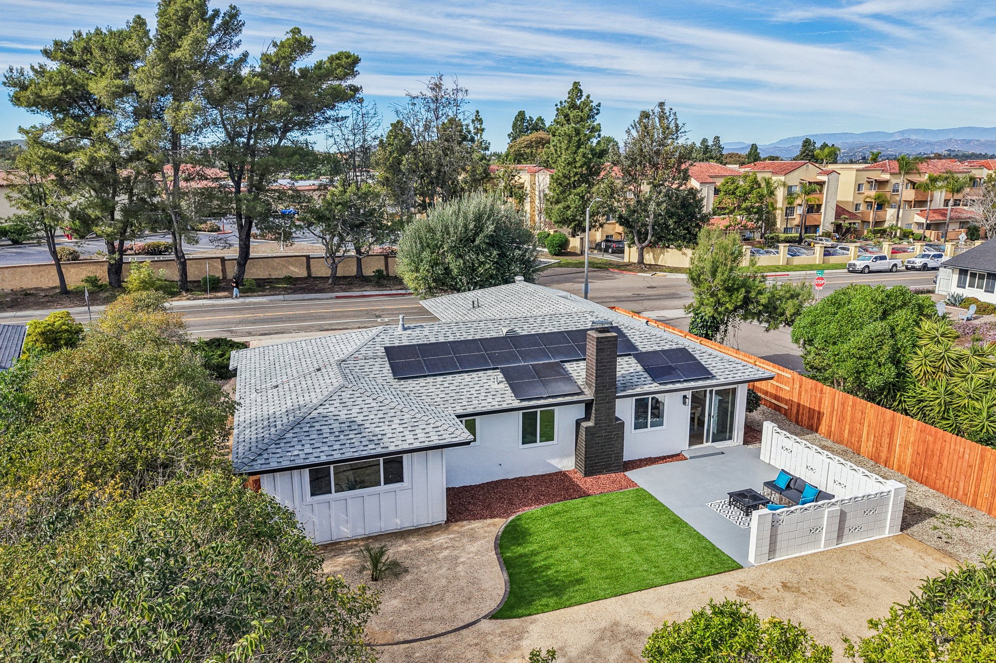 Acena Dr-S0303-059.jpg