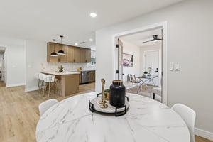 Acena Dr-S0303-011.jpg