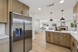 Acena Dr-S0303-021.jpg