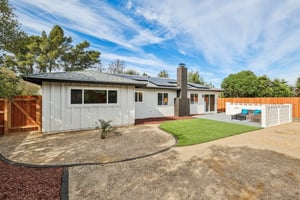 Acena Dr-S0303-042.jpg