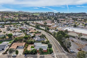 Acena Dr-S0303-051.jpg