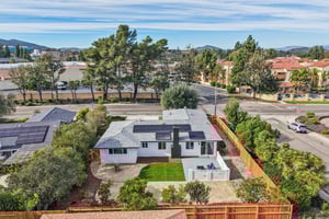 Acena Dr-S0303-058.jpg