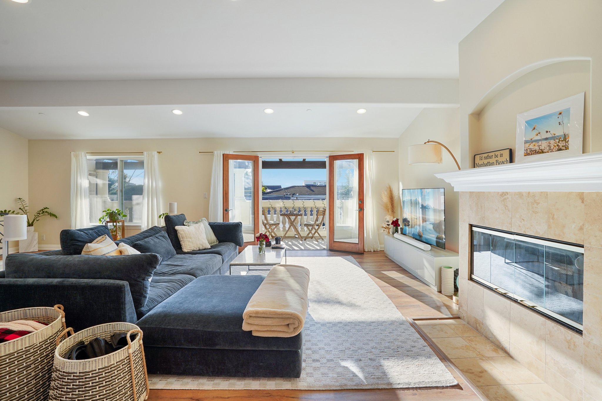 Ardmore Ave-S2102-007.jpg