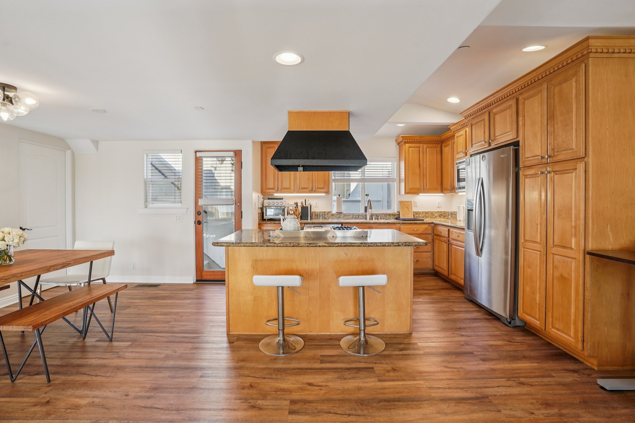 Ardmore Ave-S2102-013.jpg