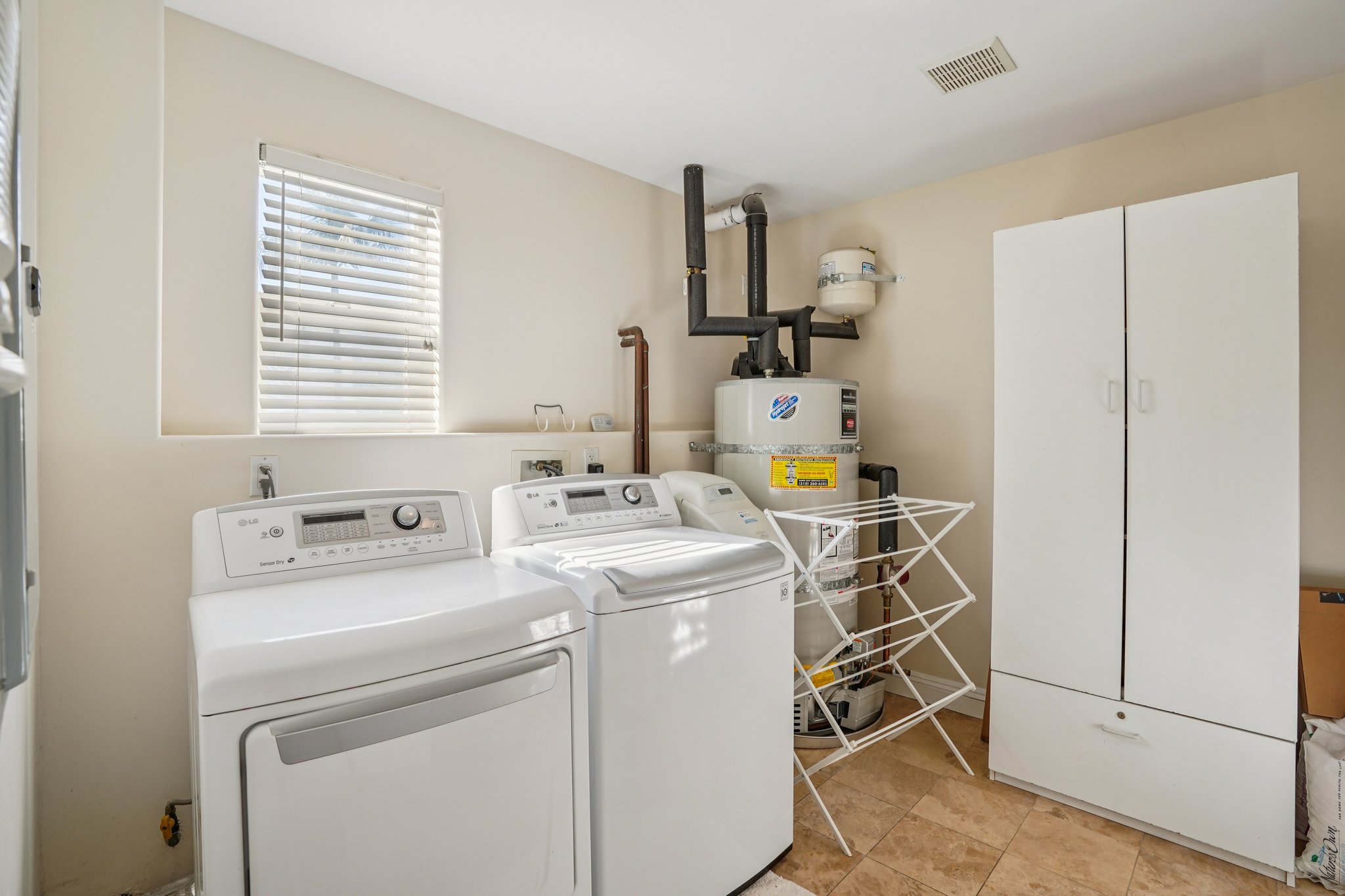 Ardmore Ave-S2102-018.jpg