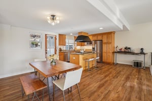 Ardmore Ave-S2102-011.jpg