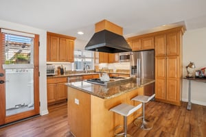 Ardmore Ave-S2102-014.jpg