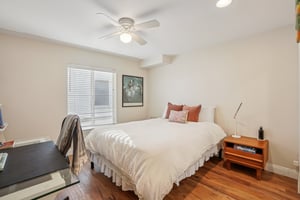 Ardmore Ave-S2102-028.jpg