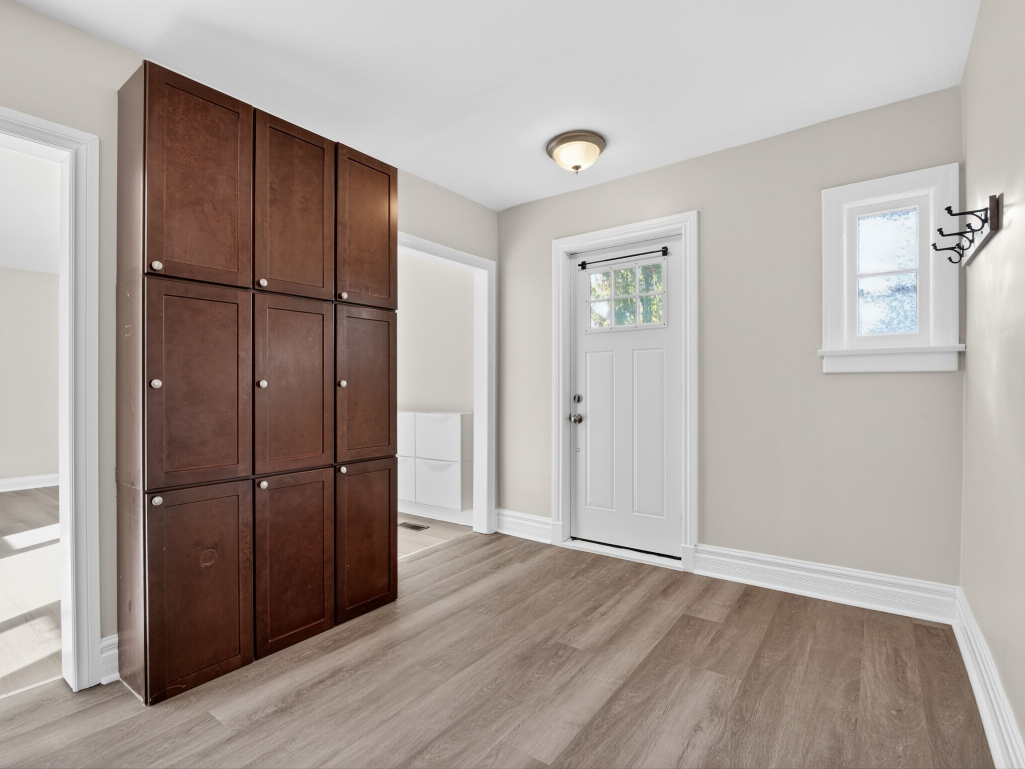 168 Avondale Ave Toronto, ON M2N 2V5