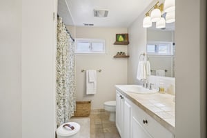 Birchwood Close-S0202-025.jpg