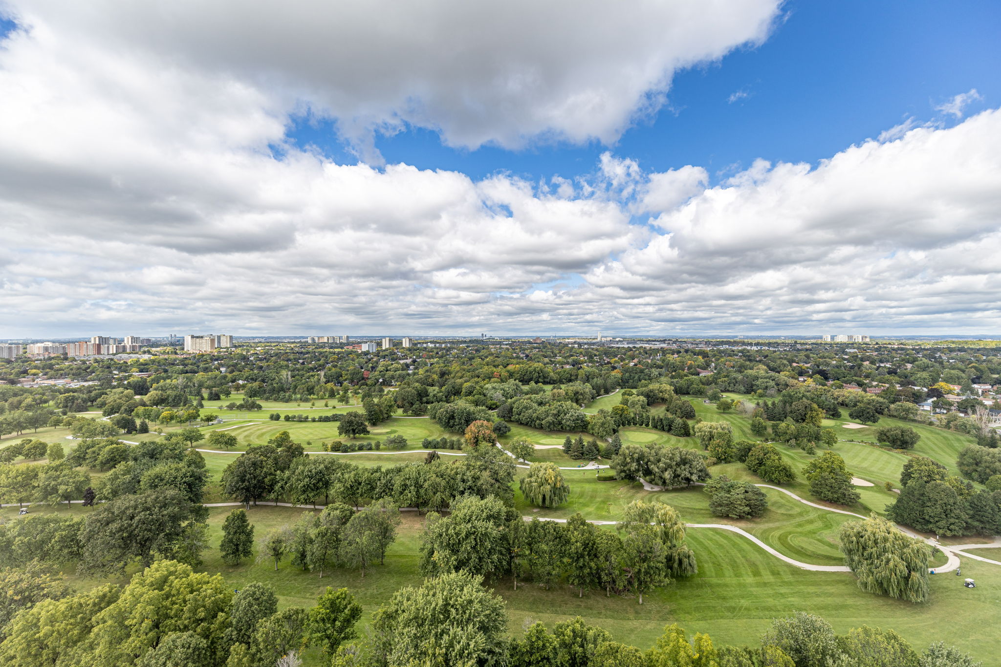 Toronto property showcase — delivered property photograph 28