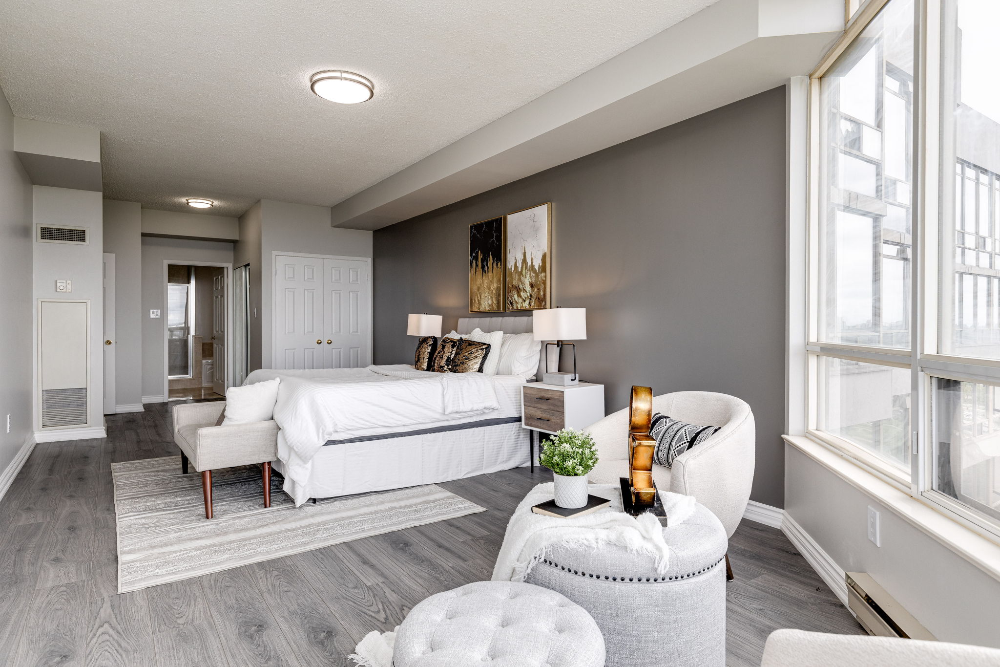 Toronto property showcase — delivered property photograph 24
