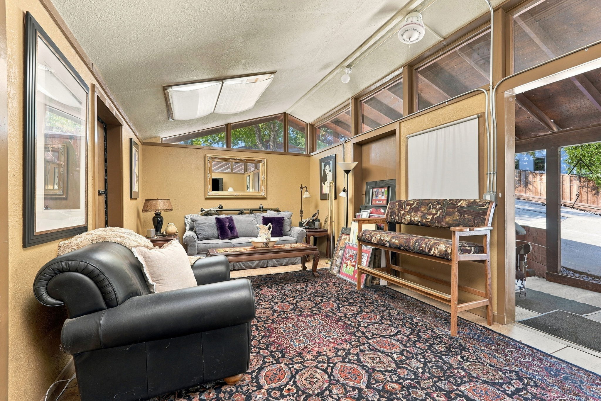 023_F8_168 Crestview Dr