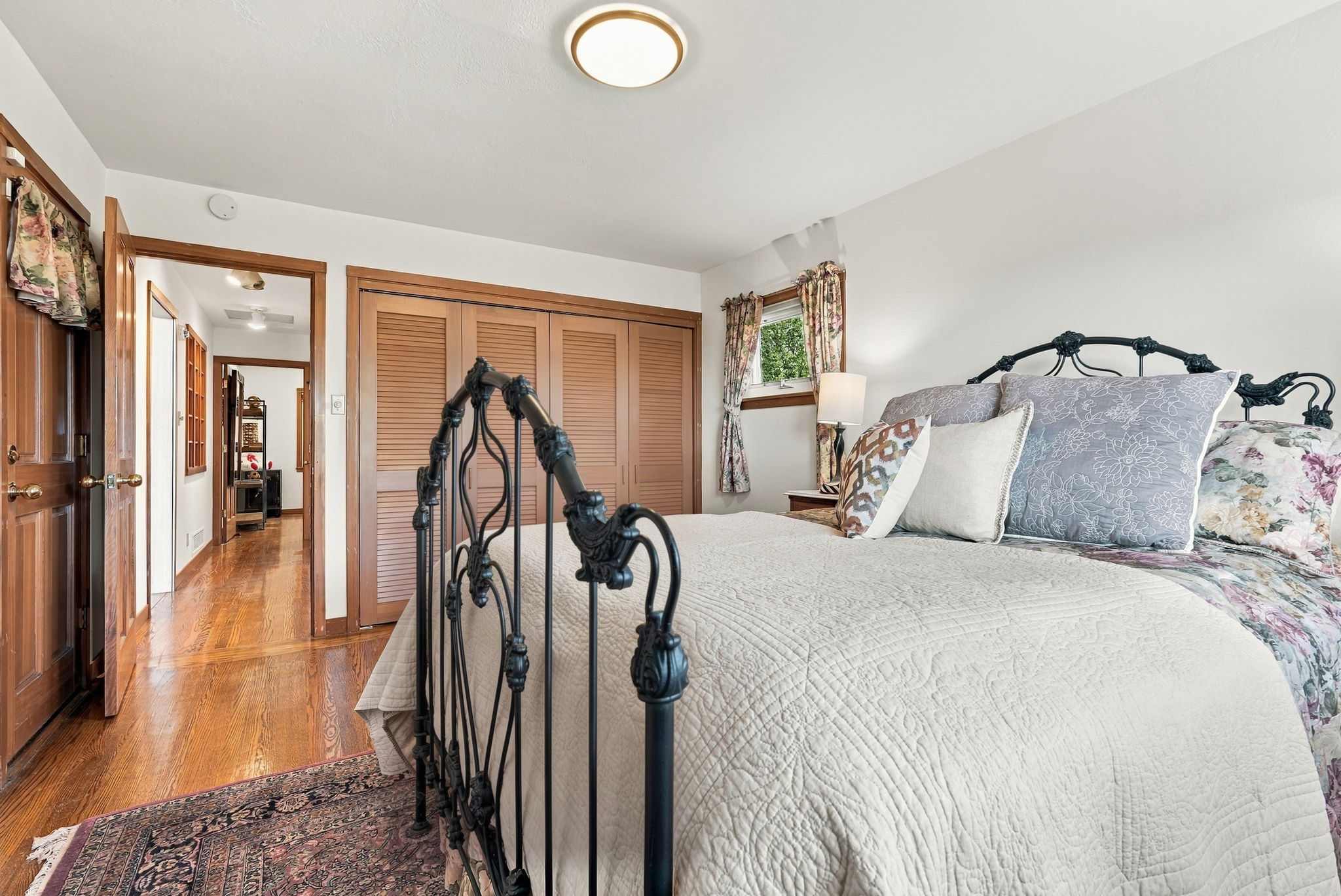 025_F8_168 Crestview Dr