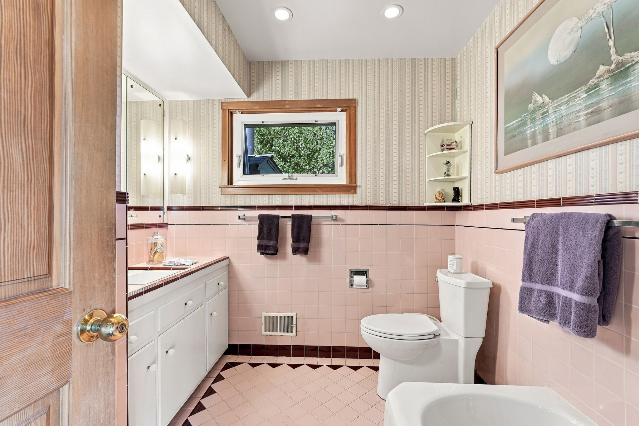 029_F8_168 Crestview Dr