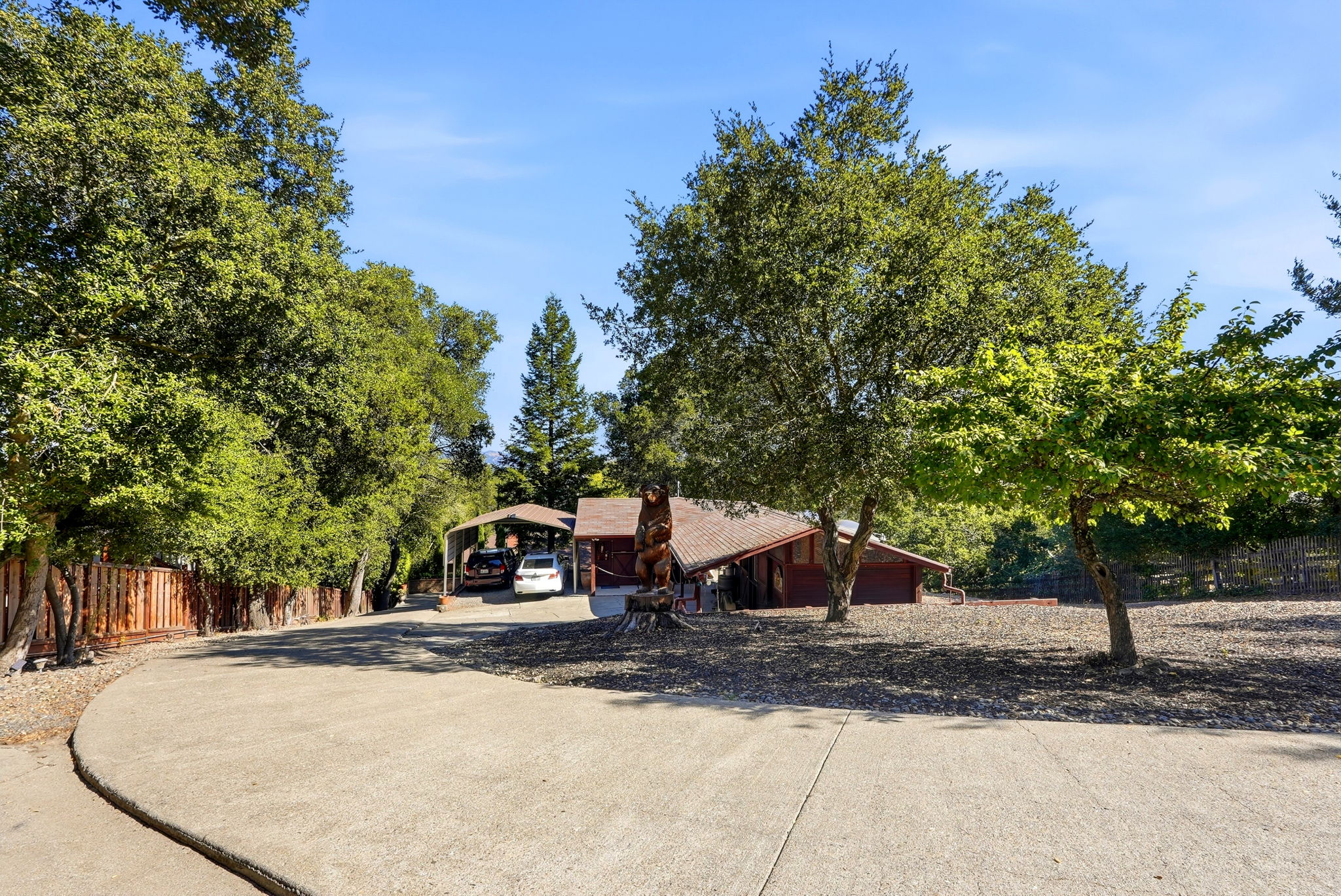 063_F8_168 Crestview Dr