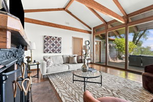 009_F8_168 Crestview Dr