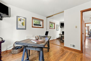 020_F8_168 Crestview Dr