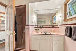 030_F8_168 Crestview Dr
