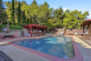 052_F8_168 Crestview Dr