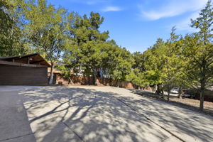 066_F8_168 Crestview Dr