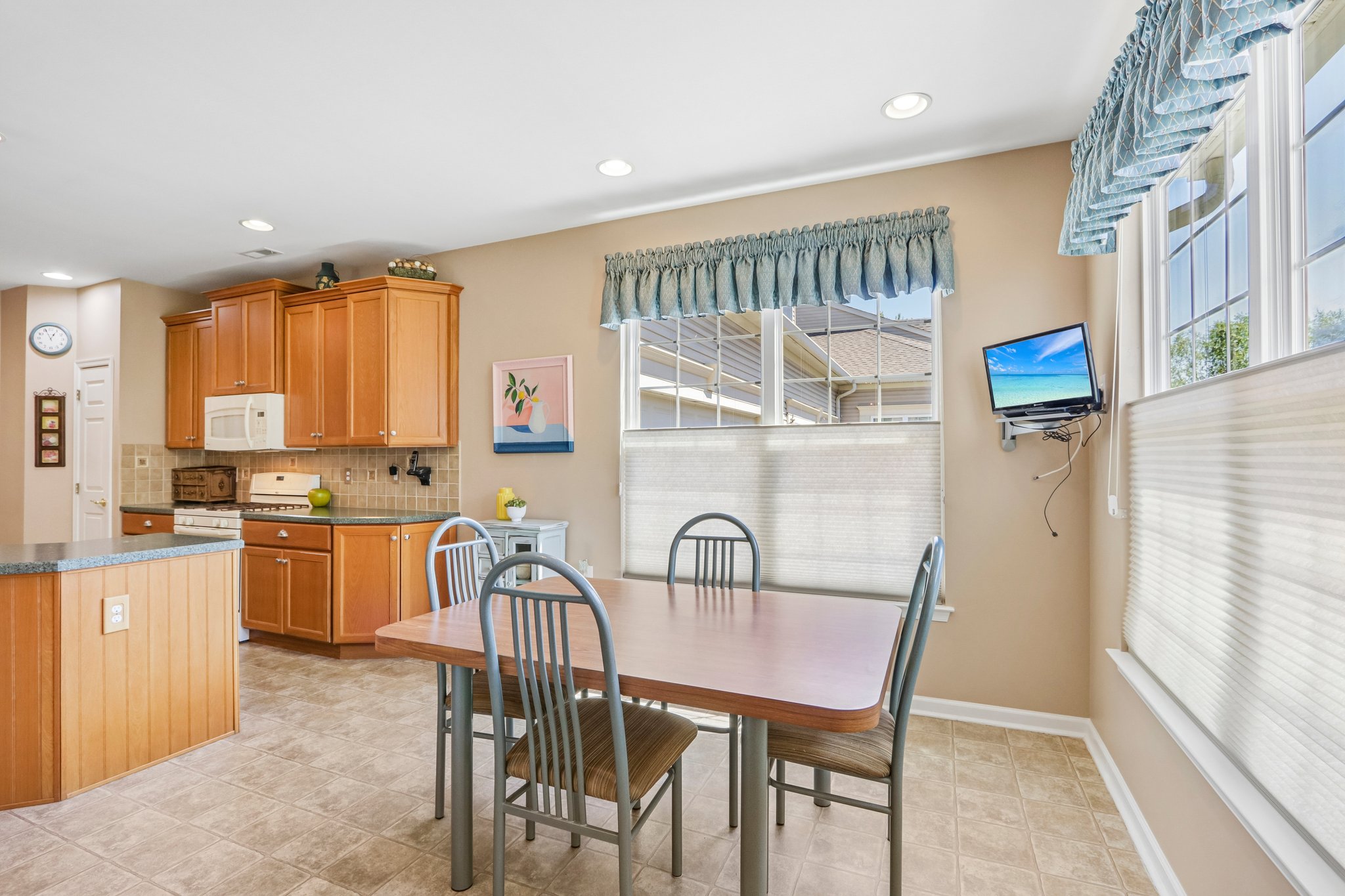 Fairway Dr-S2804-015.jpg