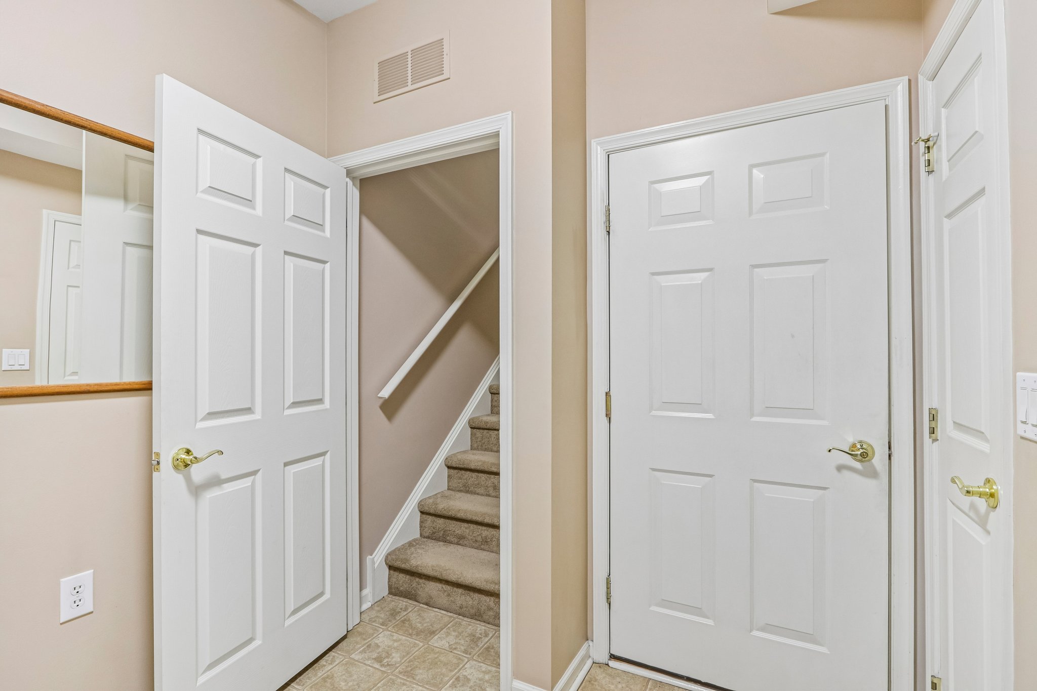 Fairway Dr-S2804-037.jpg