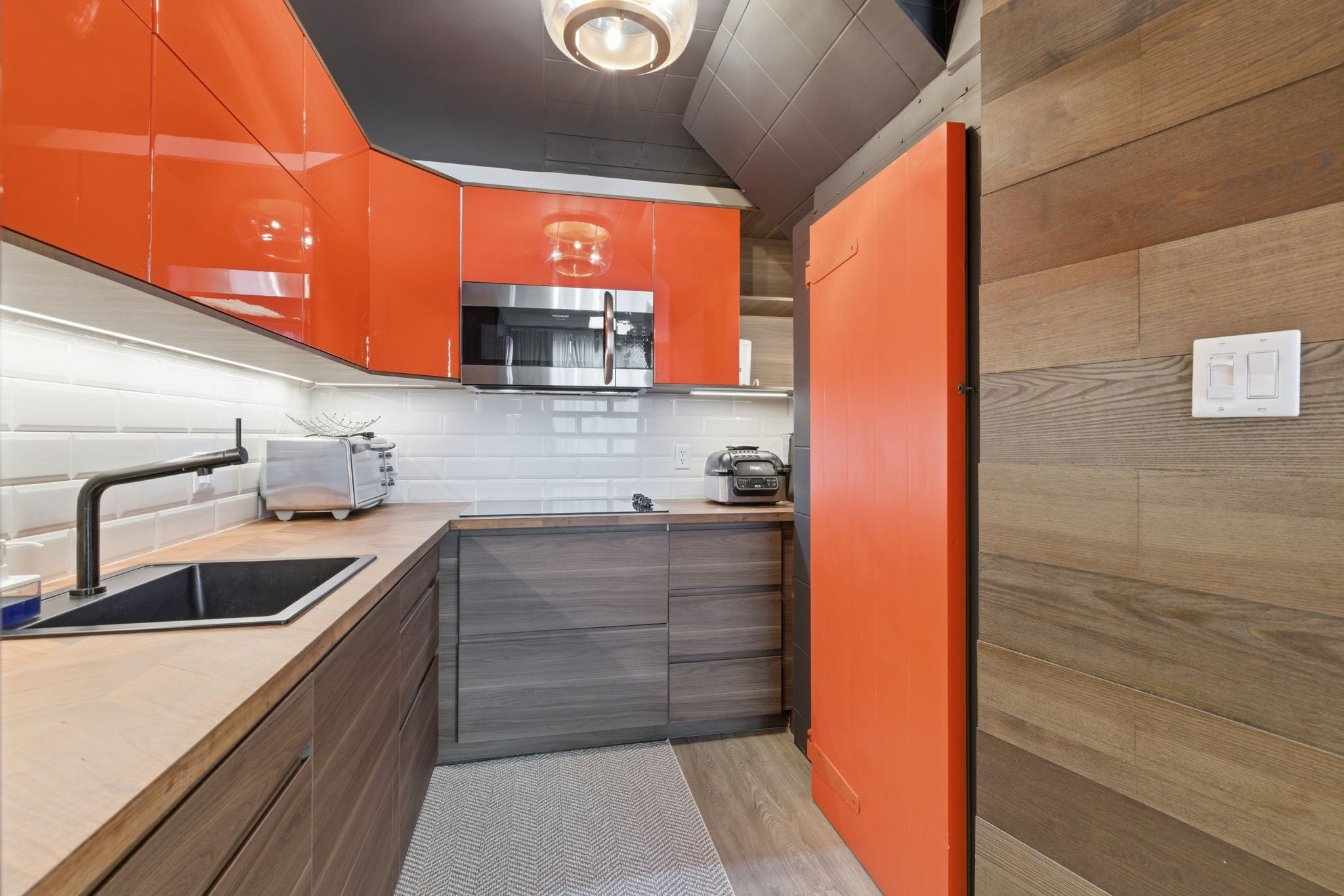 Toronto property showcase — delivered property photograph 12