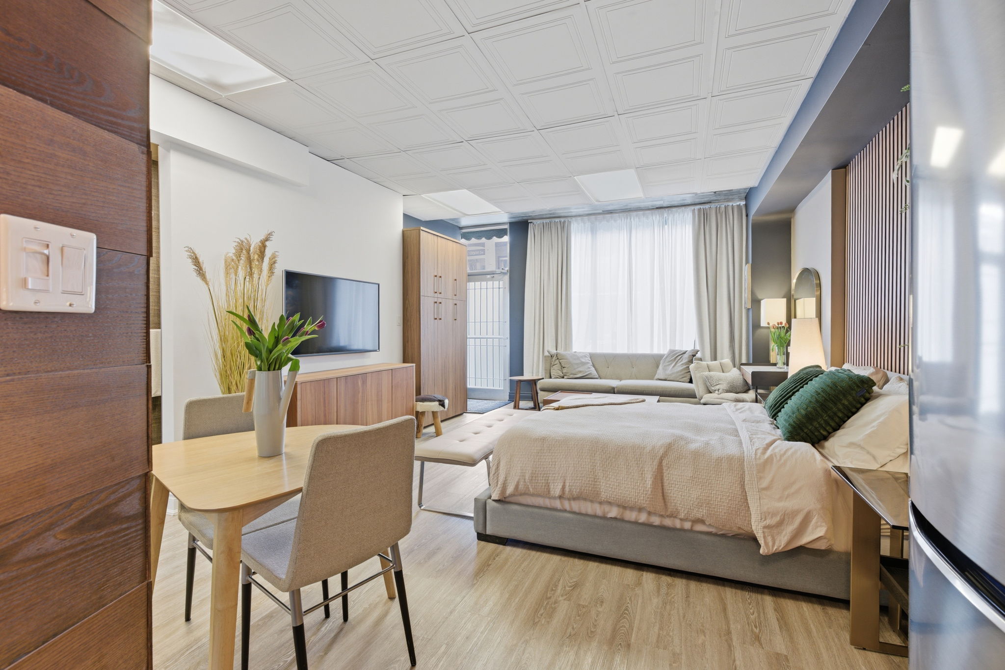 Toronto property showcase — delivered property photograph 14