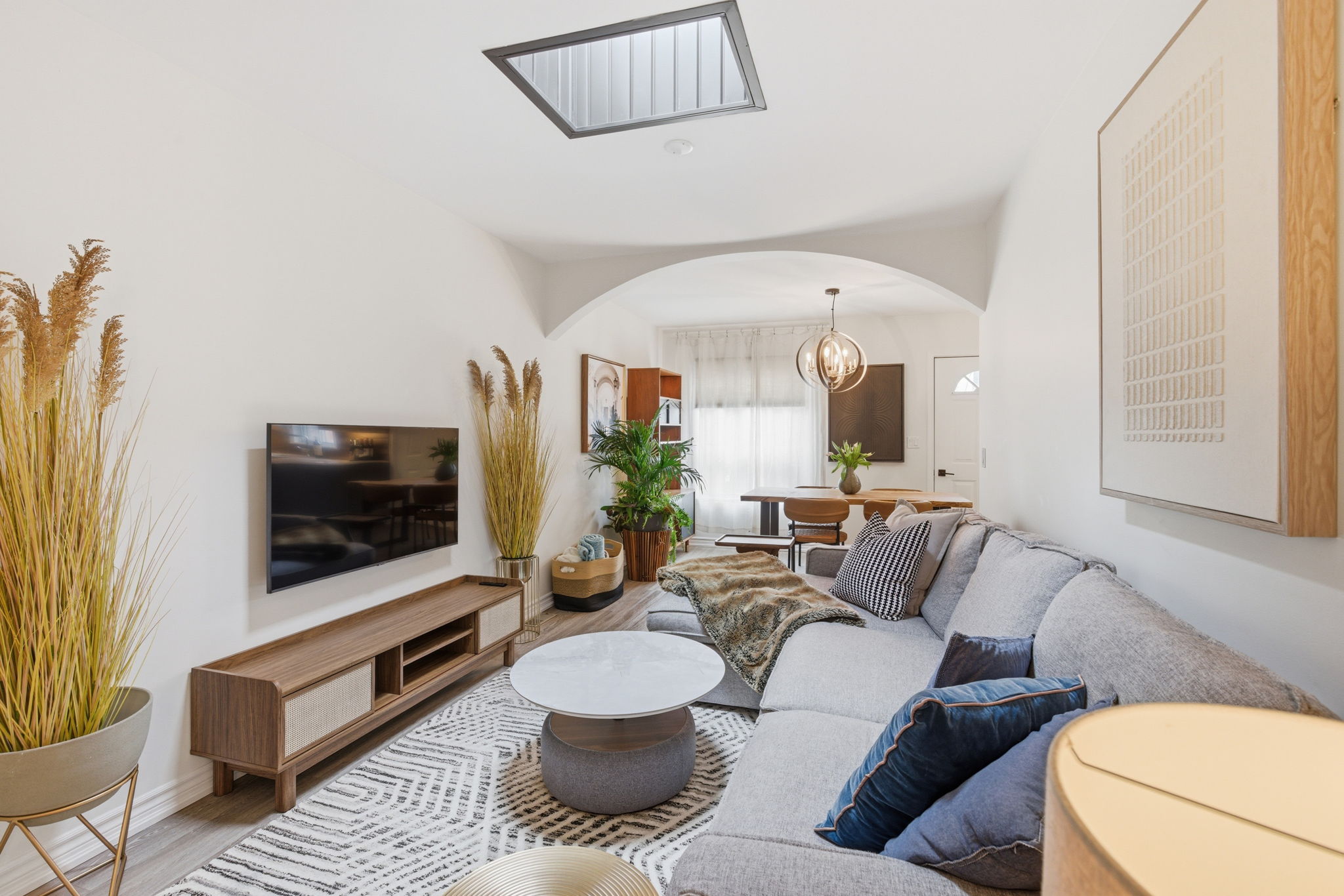 Toronto property showcase — delivered property photograph 19