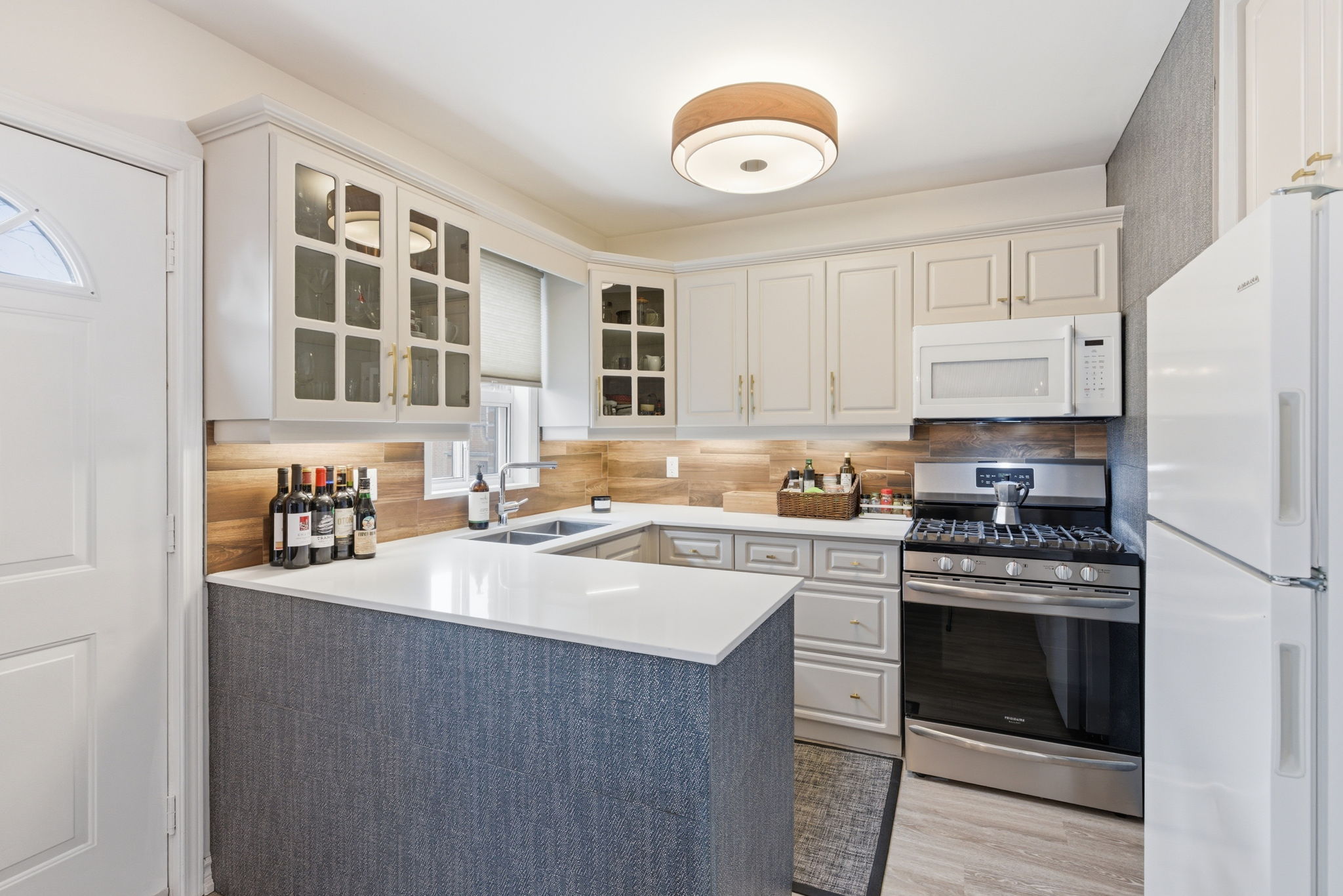 Toronto property showcase — delivered property photograph 25