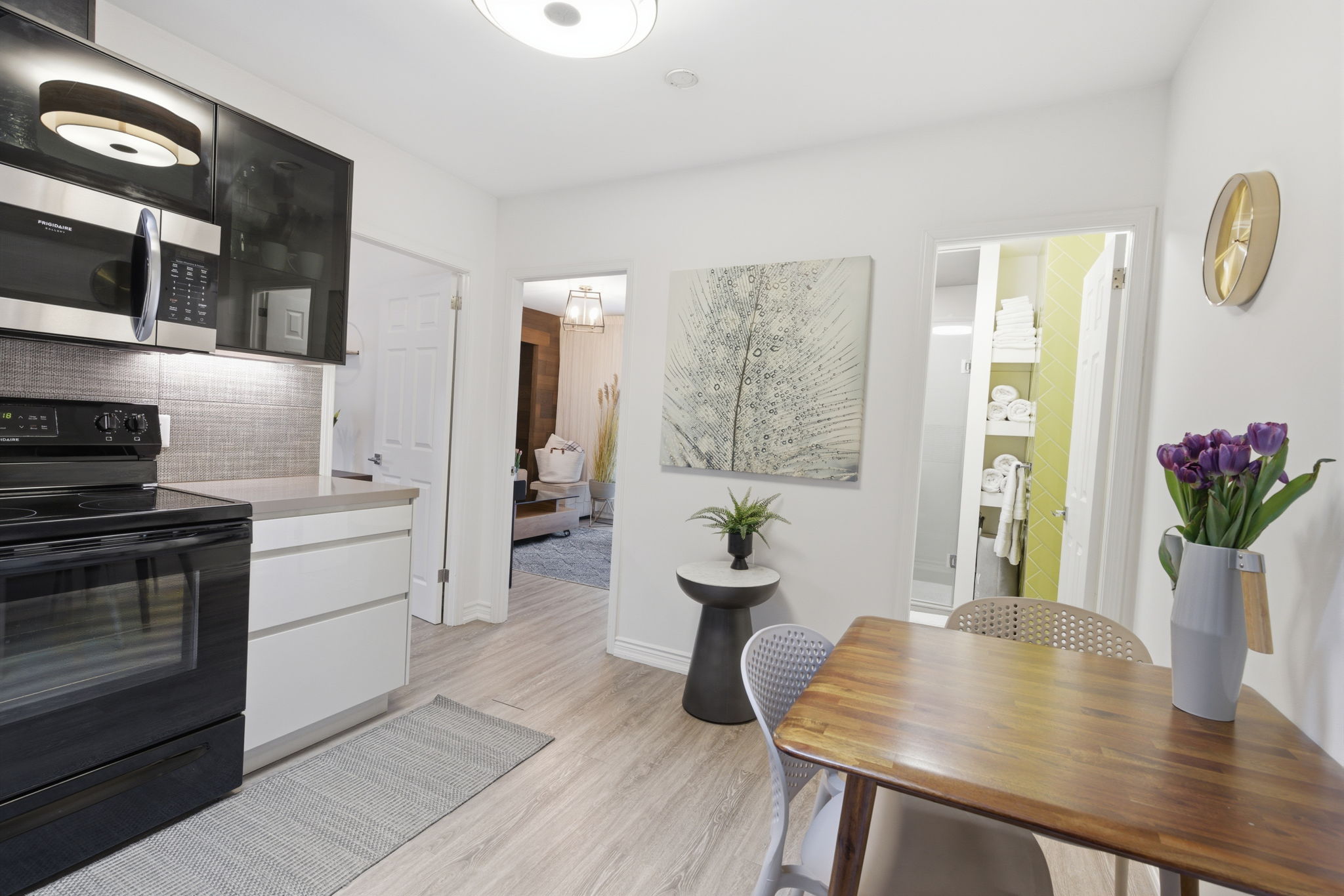 Toronto property showcase — delivered property photograph 36