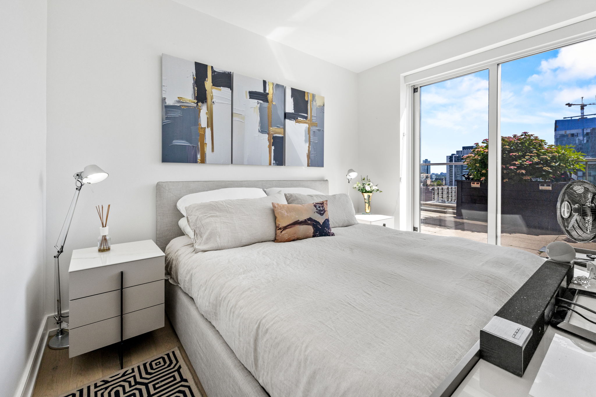 Toronto property showcase — delivered property photograph 15