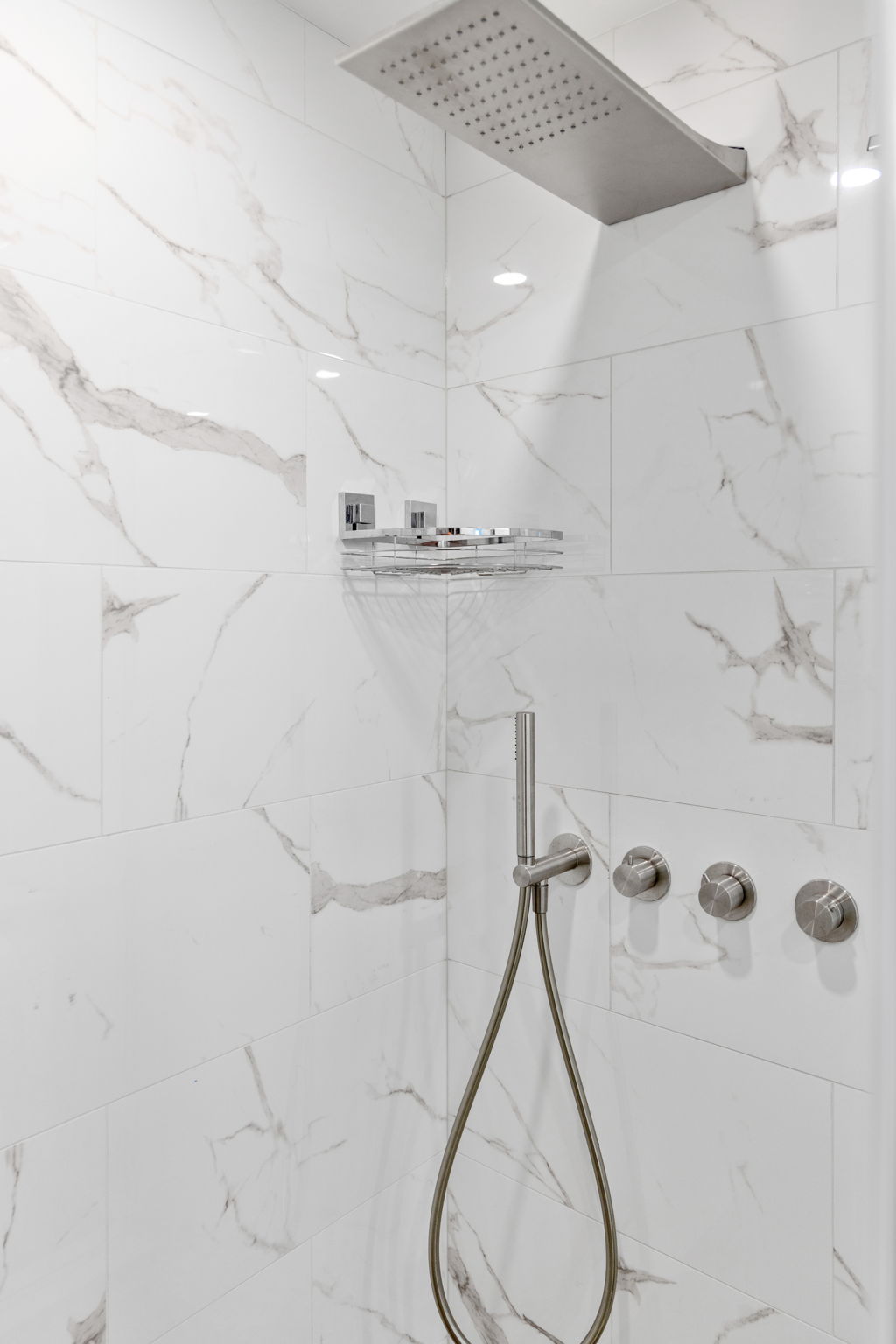 Toronto property showcase — delivered property photograph 28