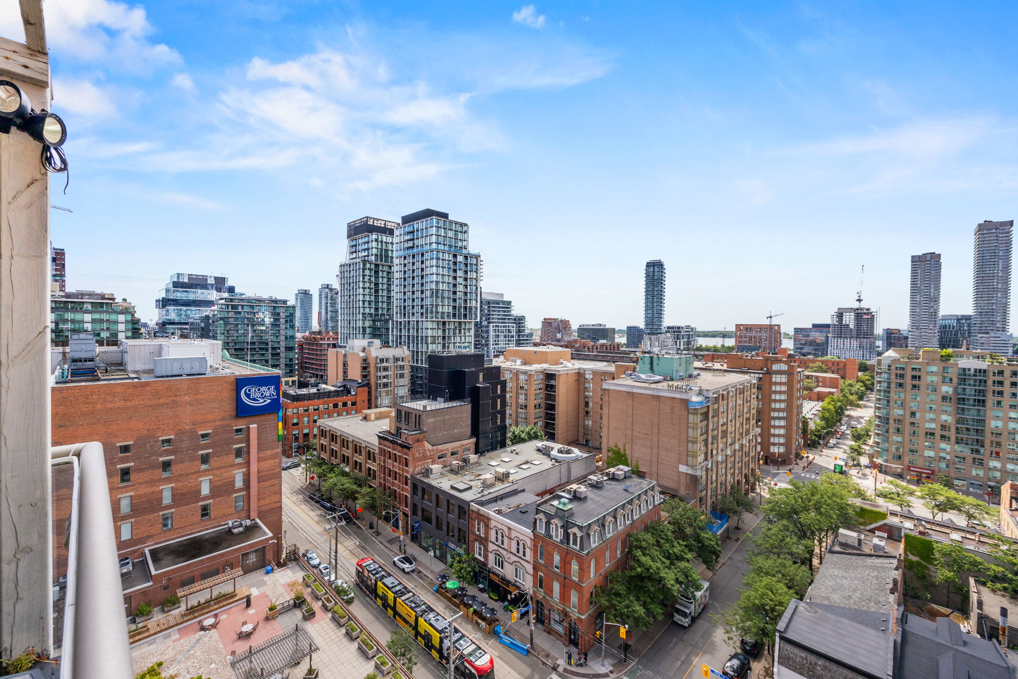 Toronto property showcase — delivered property photograph 60