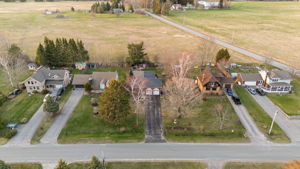  Photo 0