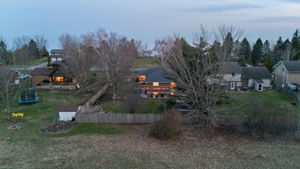  Photo 12