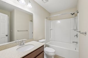 Nelson Ln-0805-019.jpg