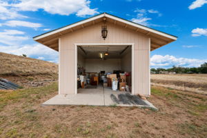 Detached Garage