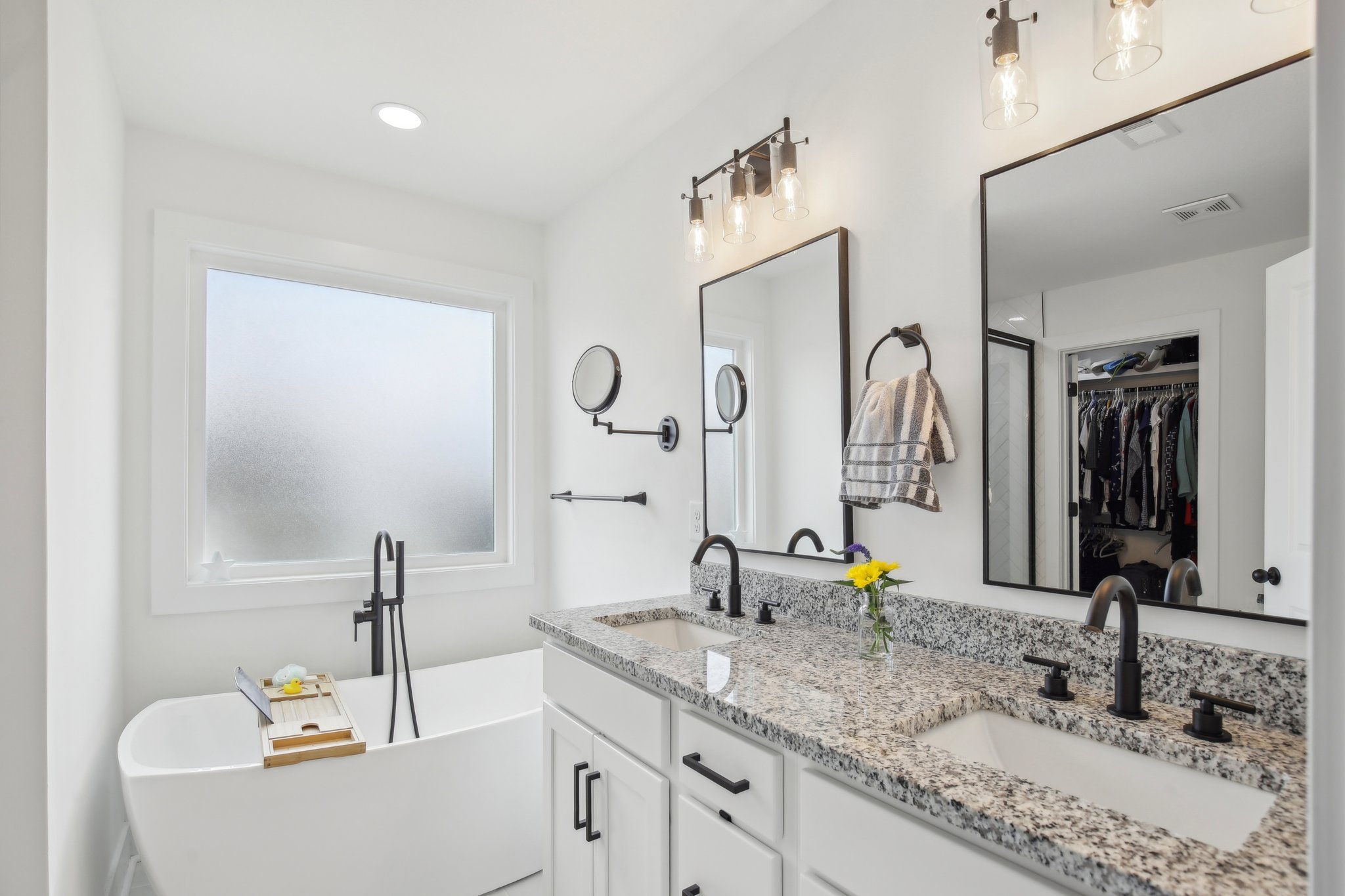 Heritage Dr-2905-053.jpg