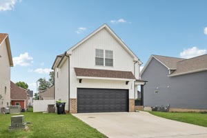 Heritage Dr-2905-003.jpg