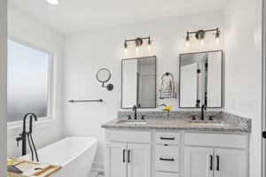 Heritage Dr-2905-056.jpg