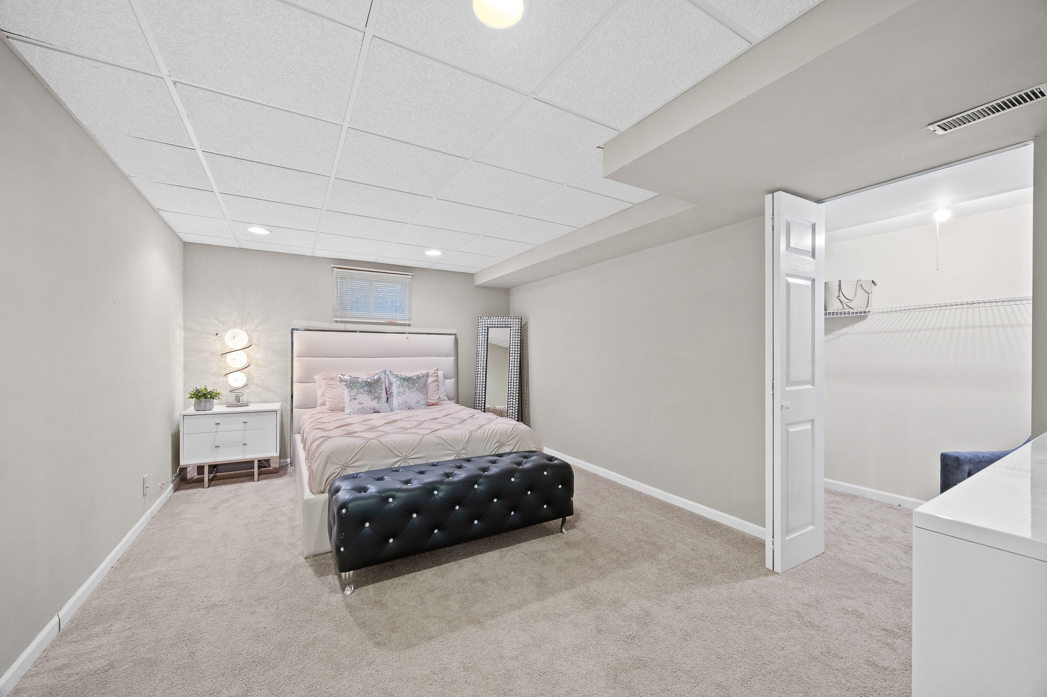 Basement bedroom 1-Logan